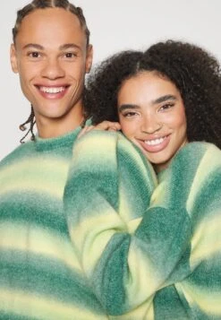 YOURTURN UNISEX - Strickpullover - Multi-coloured -Mode Verkauf 043aca599b0b478d91bfaf72bb2ab478