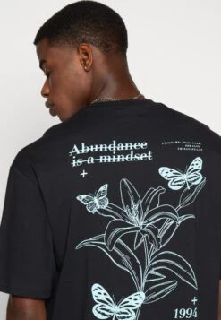 YOURTURN CHEST TEE UNISEX - T-Shirt Print - 802 - Black 13 YOURTURN CHEST TEE UNISEX - T-Shirt Print - 802 - Black -Mode Verkauf 0e4b4081586c44b38413d45691796242