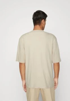 YOURTURN UNISEX - T-Shirt Print - Beige -Mode Verkauf 29520bae02ae4866971d0b658b3576f6