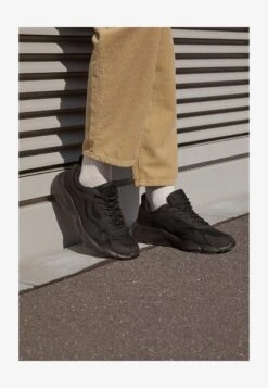 YOURTURN UNISEX - Sneaker Low - Black -Mode Verkauf 3c4212c7515d4c01b4e62b5cb3b1bfbb