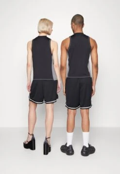 YOURTURN UNISEX - Top - Black -Mode Verkauf ac4bdb1d922d4cde91da6192cf0700f4