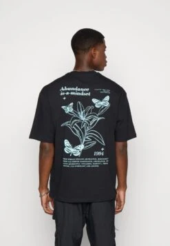 YOURTURN CHEST TEE UNISEX - T-Shirt Print - 802 - Black 10 YOURTURN CHEST TEE UNISEX - T-Shirt Print - 802 - Black -Mode Verkauf b2af27d4ebd04411a960eb8d69437ecf