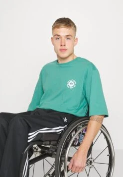 YOURTURN UNISEX - T-Shirt Print - Green -Mode Verkauf c4ee4c172e4a46e4ad5113d156b0c0d5