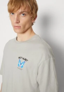 YOURTURN GET LOST TEE UNISEX - T-Shirt Print - Grey -Mode Verkauf cc93eeecdcab4e609a0e74345f7665ba