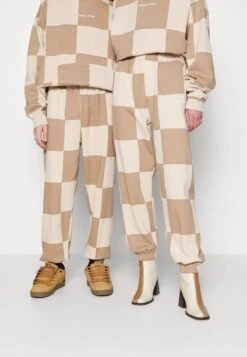 YOURTURN UNISEX - Jogginghose - Beige