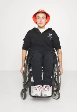 YOURTURN Jogginghose - Black -Mode Verkauf dcc609676a1046ed8151d1df240c131c