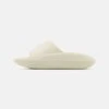 YOURTURN Badesandale - Off-white -Mode Verkauf fd37a663afb74fa99ae4d28d3115916d